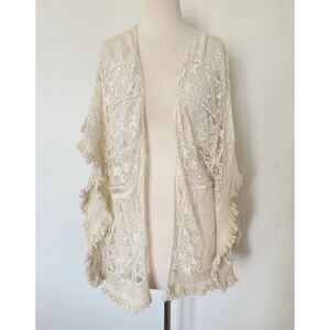 Curations Caravan Cream Boho Crochet Cardigan Fringe Open Front 1 Piece Sz M